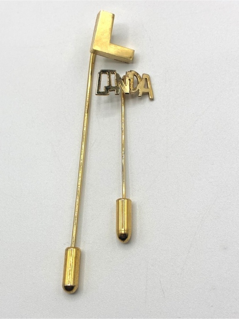 Vintage Gold Tone Stick Pin Lot L Initial & Linda Name Lapel Hat Scarf Pins